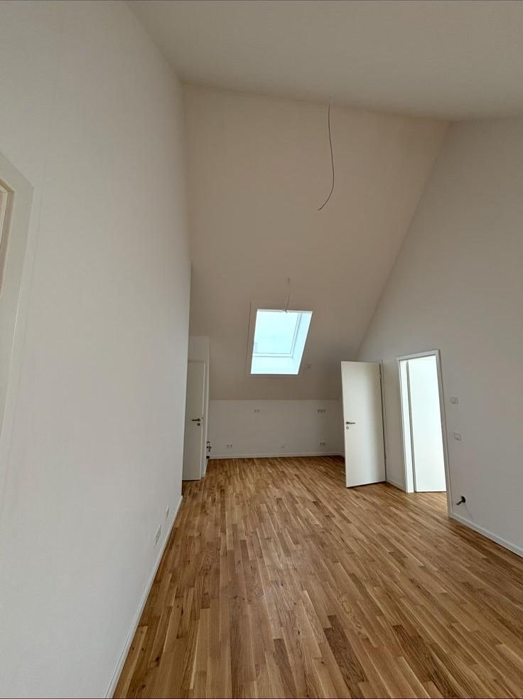 Maler-, Lackier- & Tapezierarbeiten – Bild 2